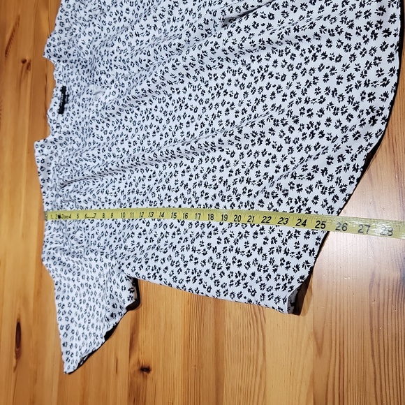 Alfani White with Black Print Short Sleeve Blouse Women's Size 2X - Picture 15 of 16